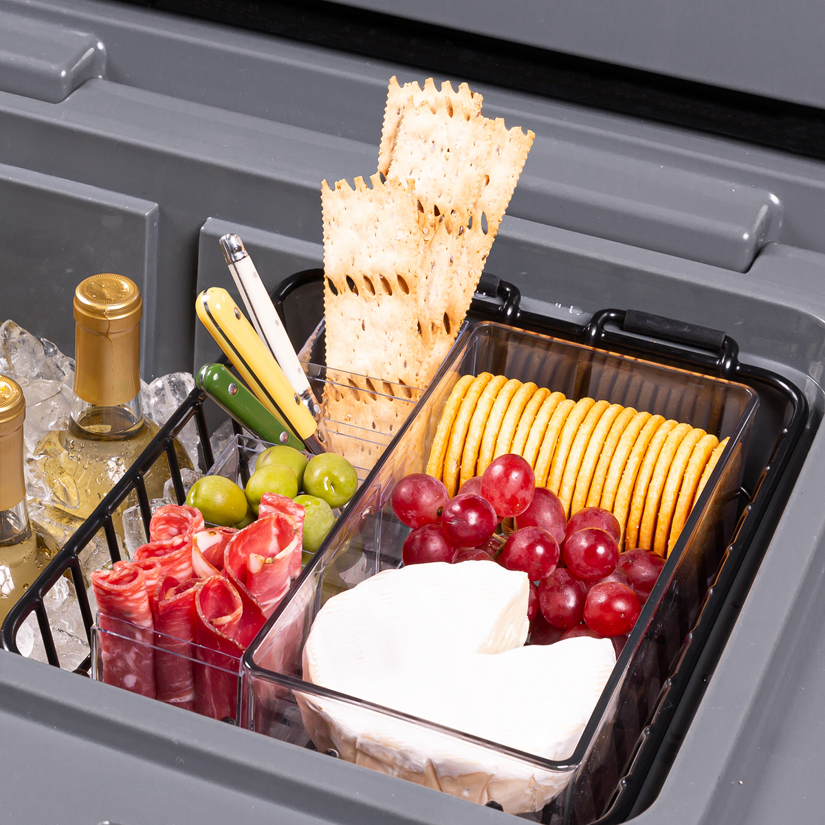 brutank-35qt-55qt-dry-rack-z5 brutank-dry-rack_accessory_alt-1.png